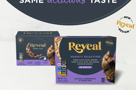 Pet Food Natural Wet Cat Food, Fish & Chicken in Broth Variety Pack, 12 X 2.47Oz Pouches